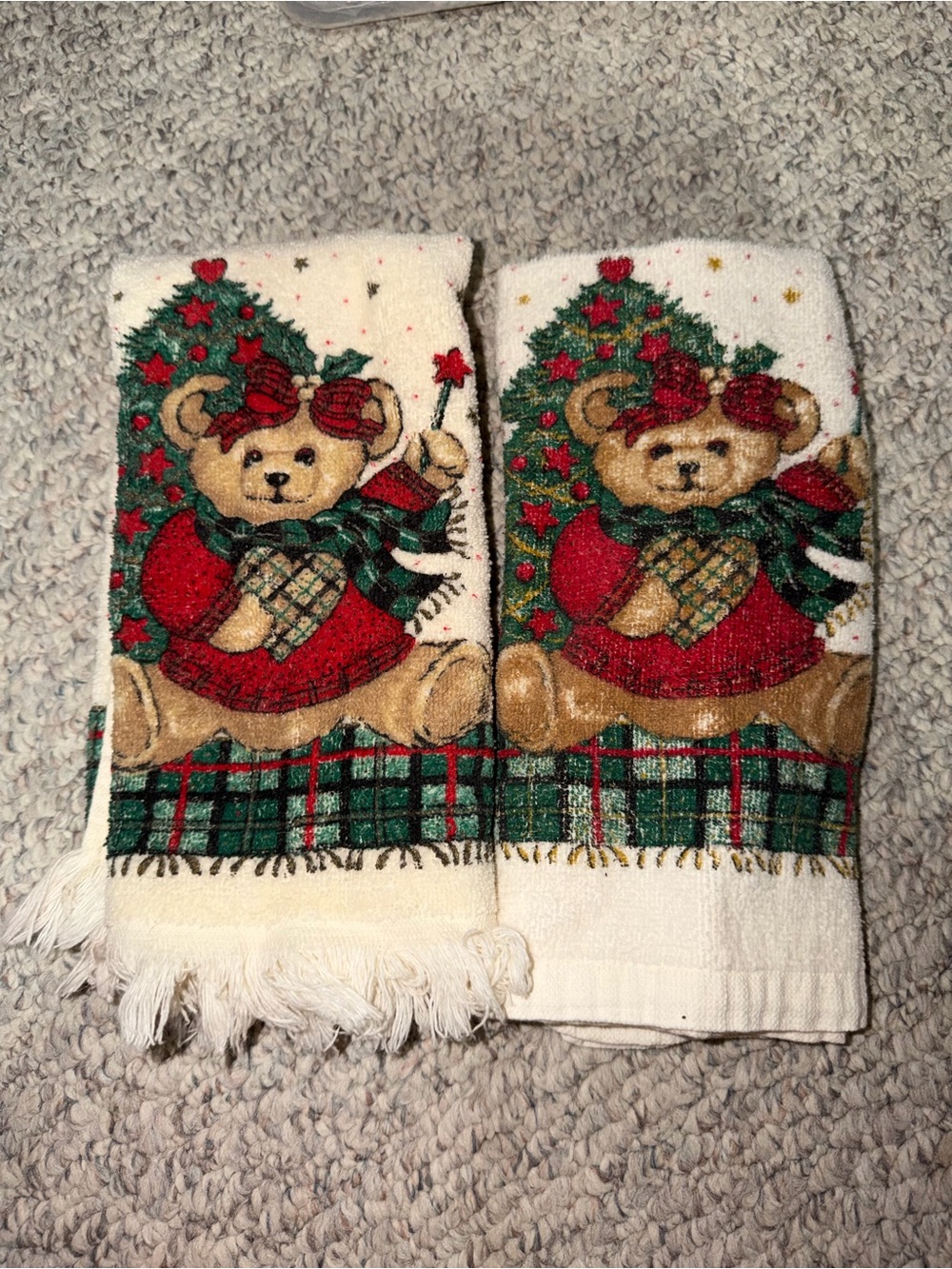 Vintage Holiday Teddy Bear Decorative Kitchen Towels - Red & Green
